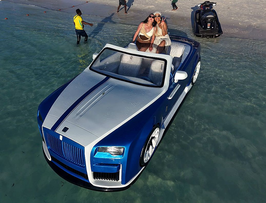 Jet car in shallow water